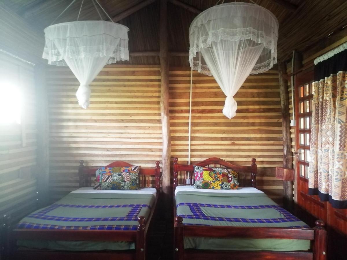 Murchison Backpackers Masindi Eksteriør bilde
